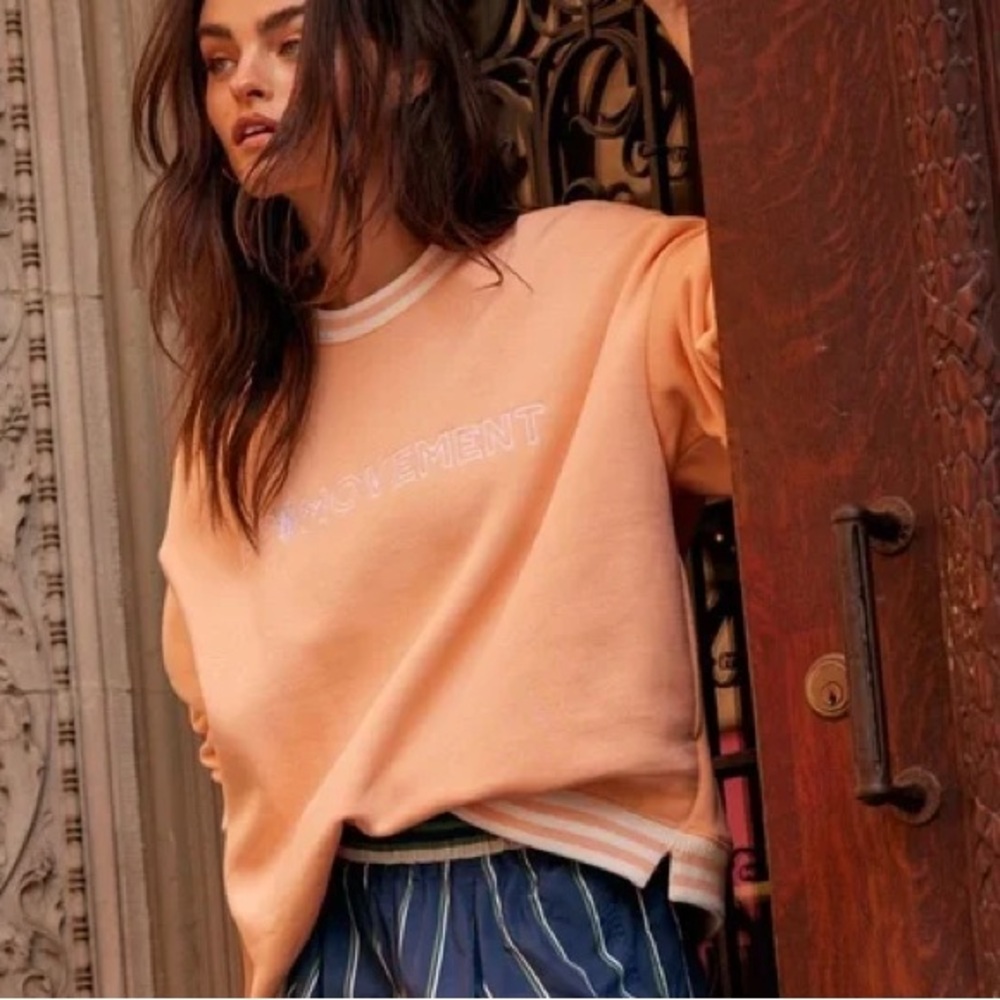 NEW $108 Free People FP Movment All Star Collegiate Logo Pullover Pastel Peach - Picture 2 of 5